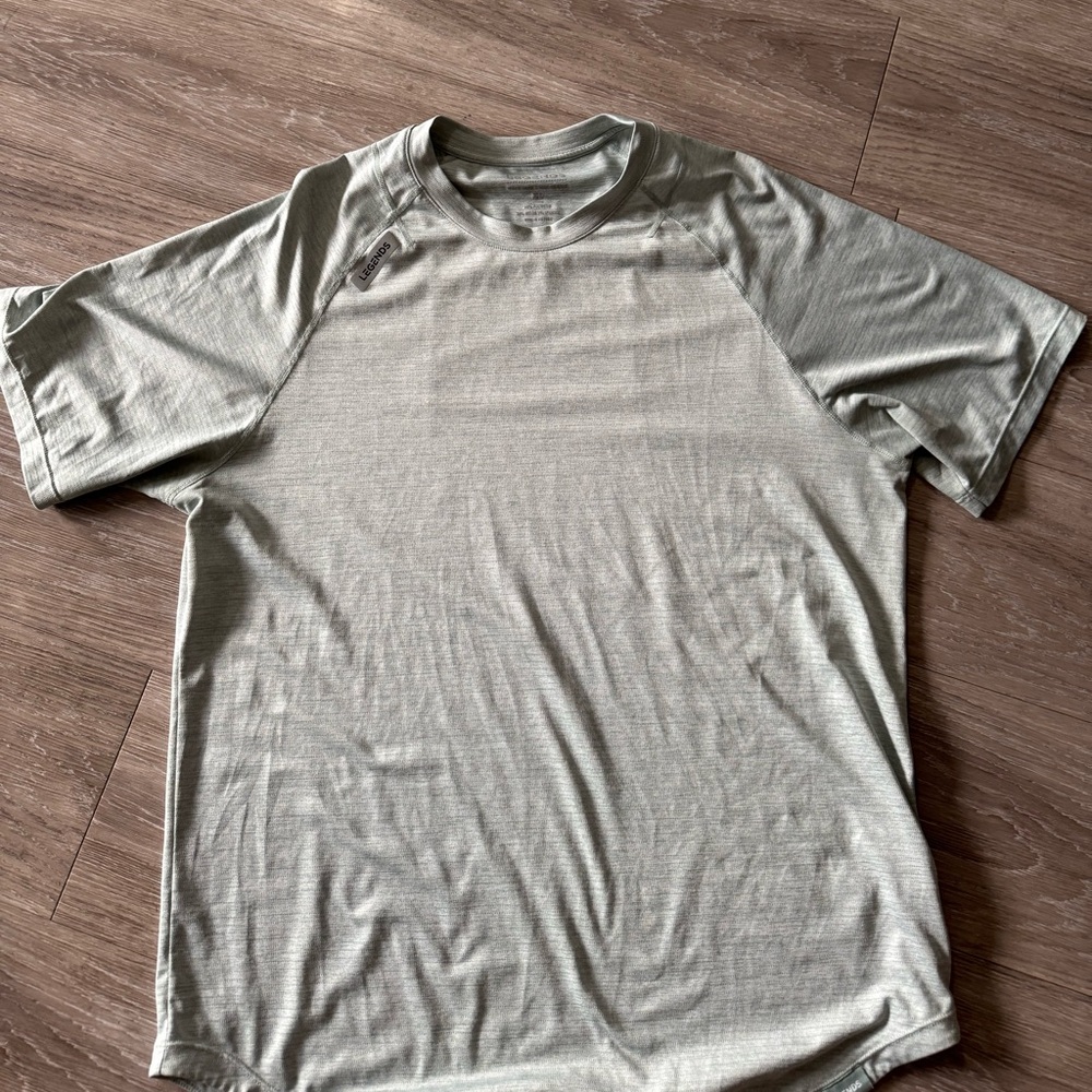 Legends Enzo Tee Size XL